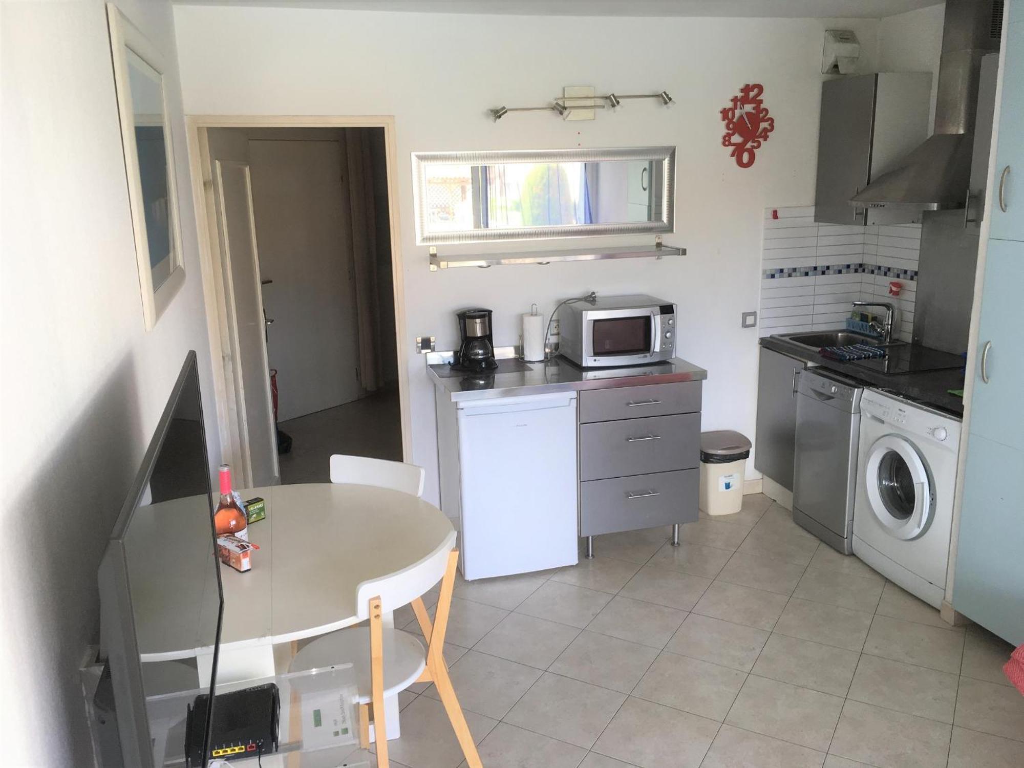 Agreable Appartement 4 Personnes A Villeneuve-Loubet Plage, Piscine, Mer, Commerces A Proximite Eksteriør billede